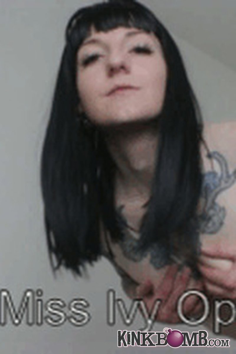 Miss Ivy Ophelia: Spend for My G-String - Screenshot 1 of 4 - Bitch