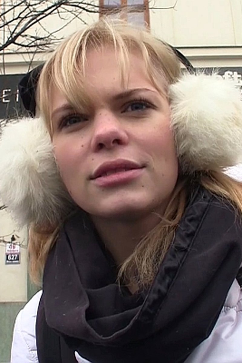 Alzbeta - Screenshot 1 of 4 - European