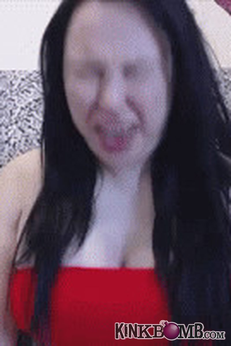 Goddessdivina: Sneeze Snot Nose Blowing Party - Screenshot 1 of 4 - Sneezing