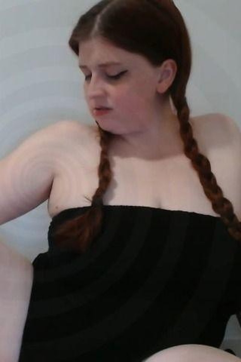 Devoted - Screenshot 1 of 4 - Body Worship