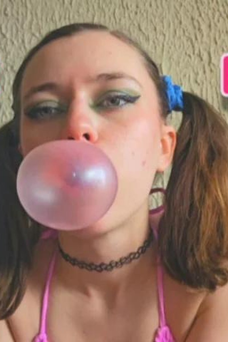 Bubble Gum Bubble Blast - Screenshot 1 of 4 - Alice Elvoria