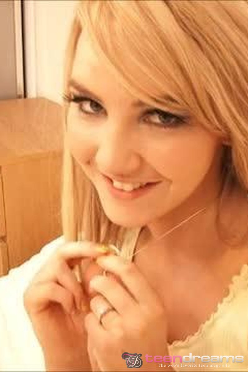 Katie - Screenshot 1 of 4 - Teen (18-22)