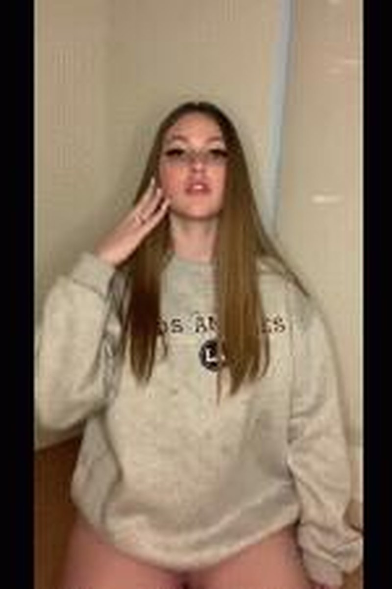 Findom Mesmerization - Screenshot 1 of 4 - Captive