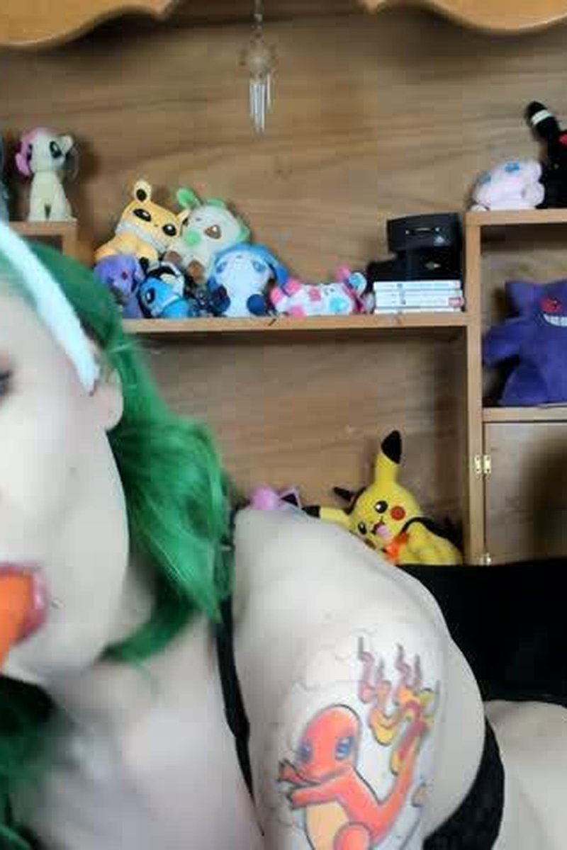 TS Easter Bunny Festivities - Screenshot 1 of 4 - Anal