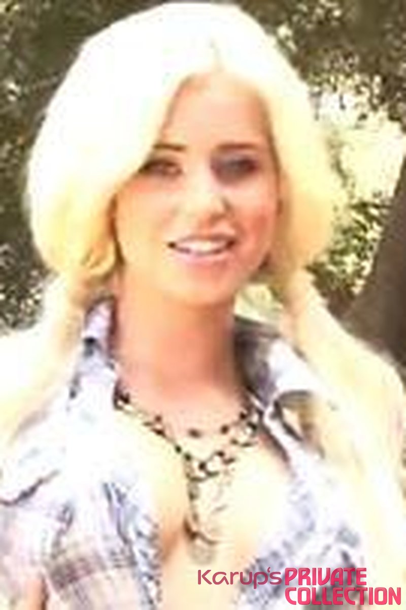 Spencer - Screenshot 1 of 4 - Spencer Scott