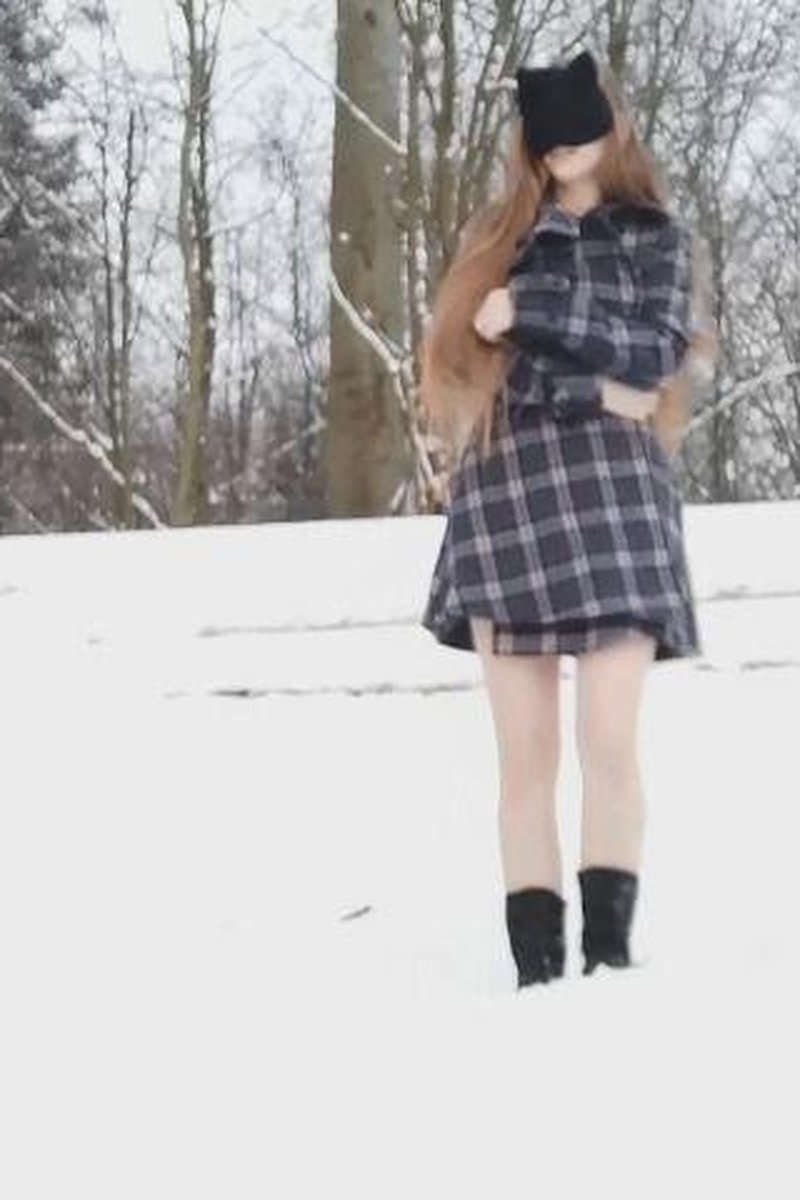 Flashing - Screenshot 1 of 4 - Outdoors