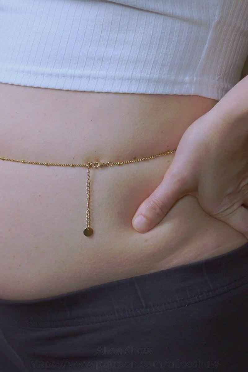 Leggings - Screenshot 1 of 4 - Belly Chain
