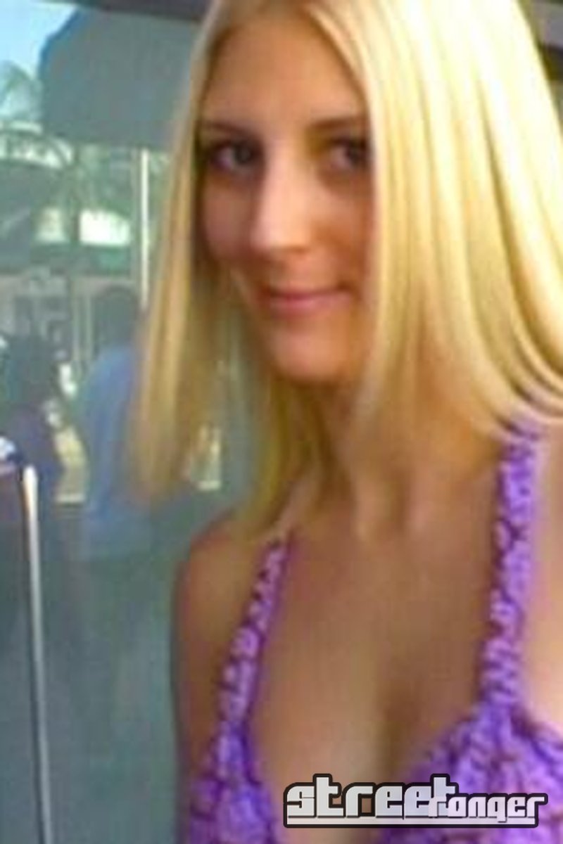 Jenna - Screenshot 1 of 4 - Amateur