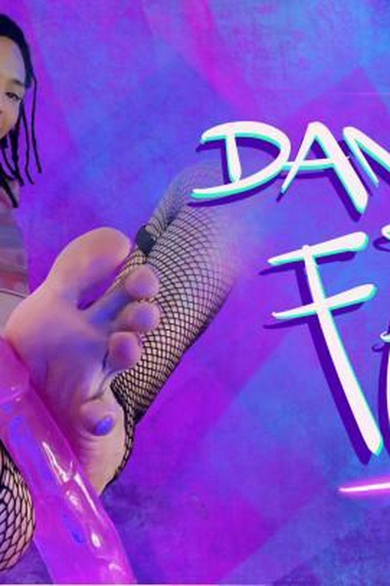 Dancing Feet - Screenshot 1 of 4 - Cumshot