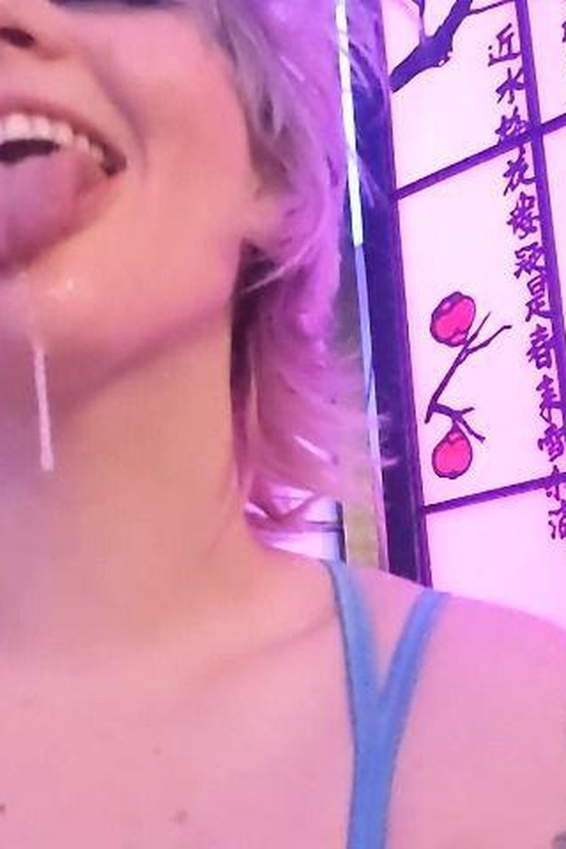 Spit Play - Screenshot 1 of 4 - Close Up