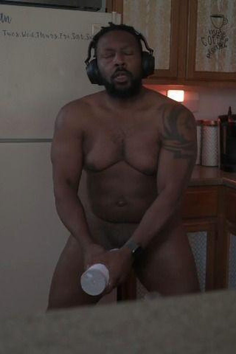 You Want Me To Do What - Screenshot 1 of 4 - Cumshot