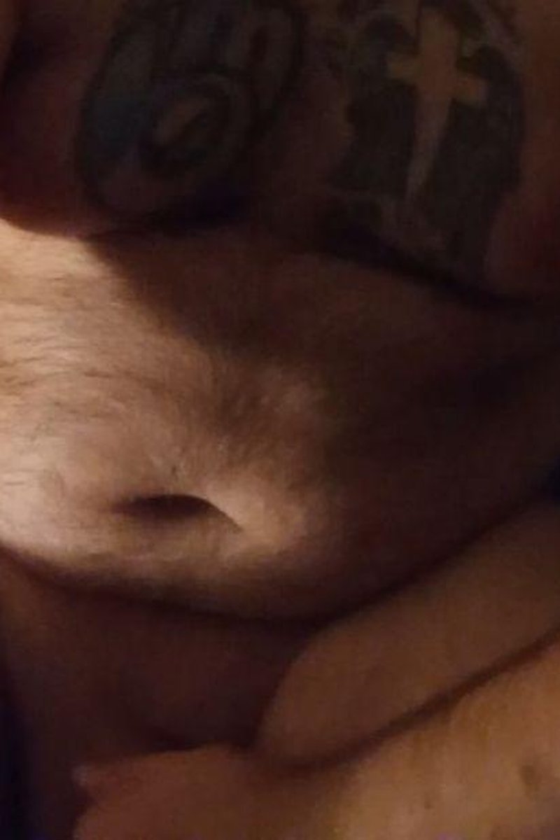 Chubby Men Stroking - Screenshot 1 of 4 - Chubbybelly