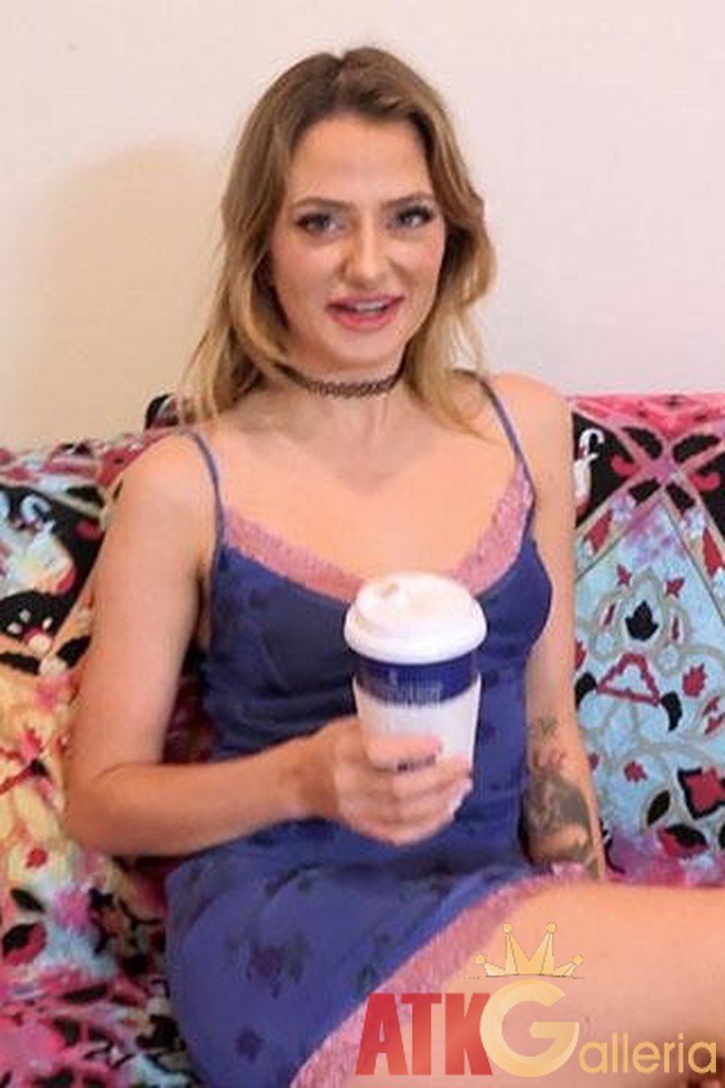 Harmony Rivers Interview - Screenshot 1 of 4 - Blond Hair