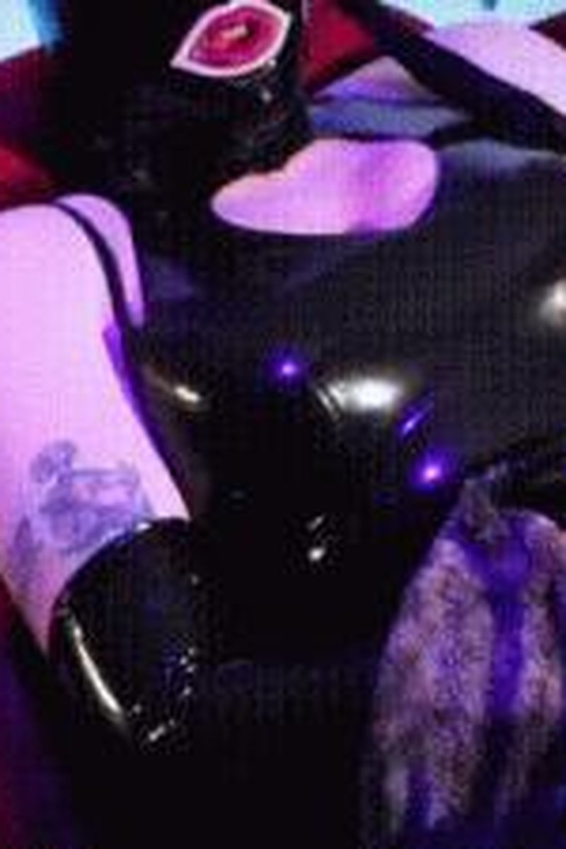 Devilish Spanking - Screenshot 1 of 4 - Deviant