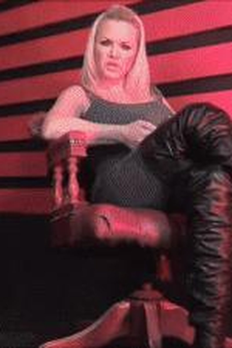 Sissy Boy Blackmail - Screenshot 1 of 4 - Blackmail