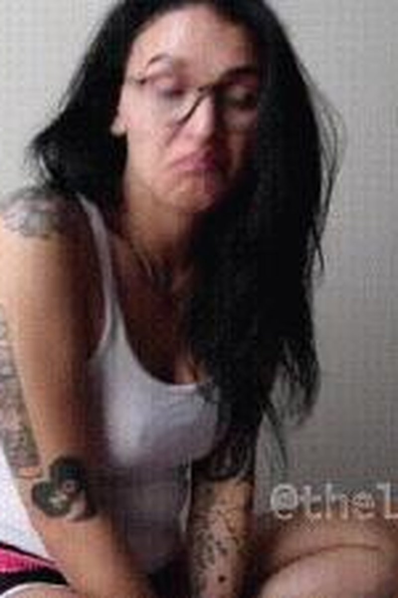 Bread User - Screenshot 1 of 4 - Asian