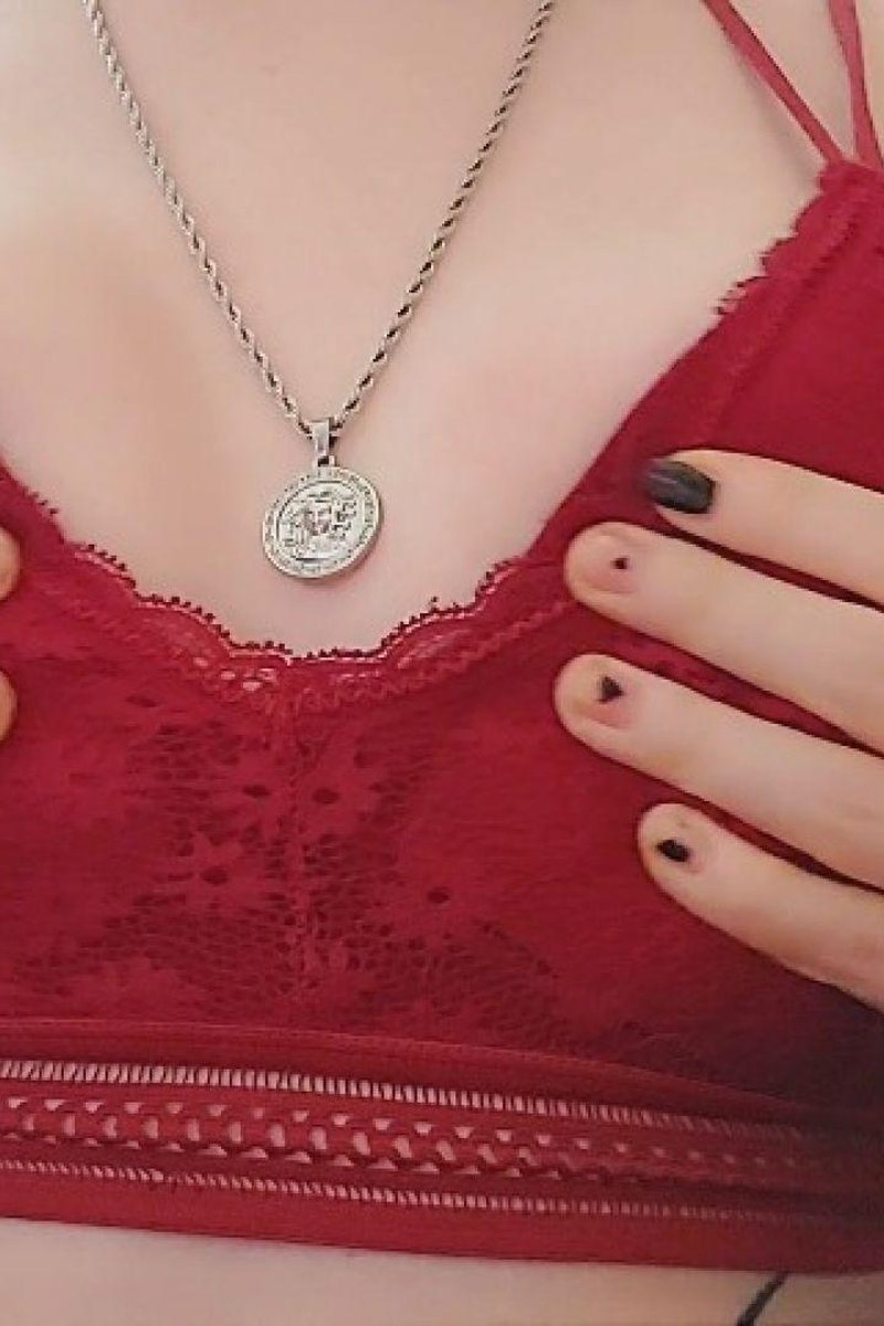 Titty Teaser - Screenshot 1 of 4 - Breast Play