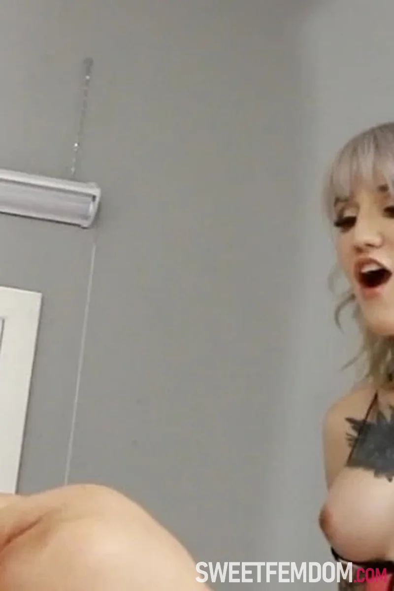 Transformation Clinic Part 2 - Screenshot 1 of 4 - Big Ass