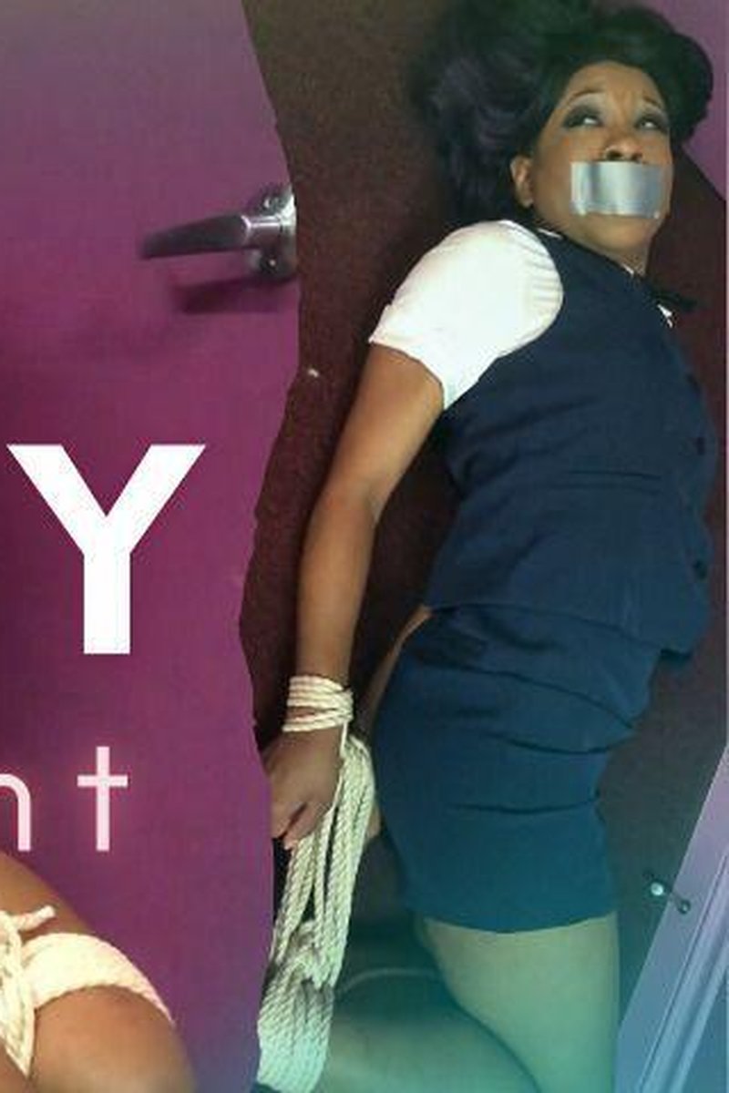 Party Predicament - Screenshot 1 of 4 - Bondage
