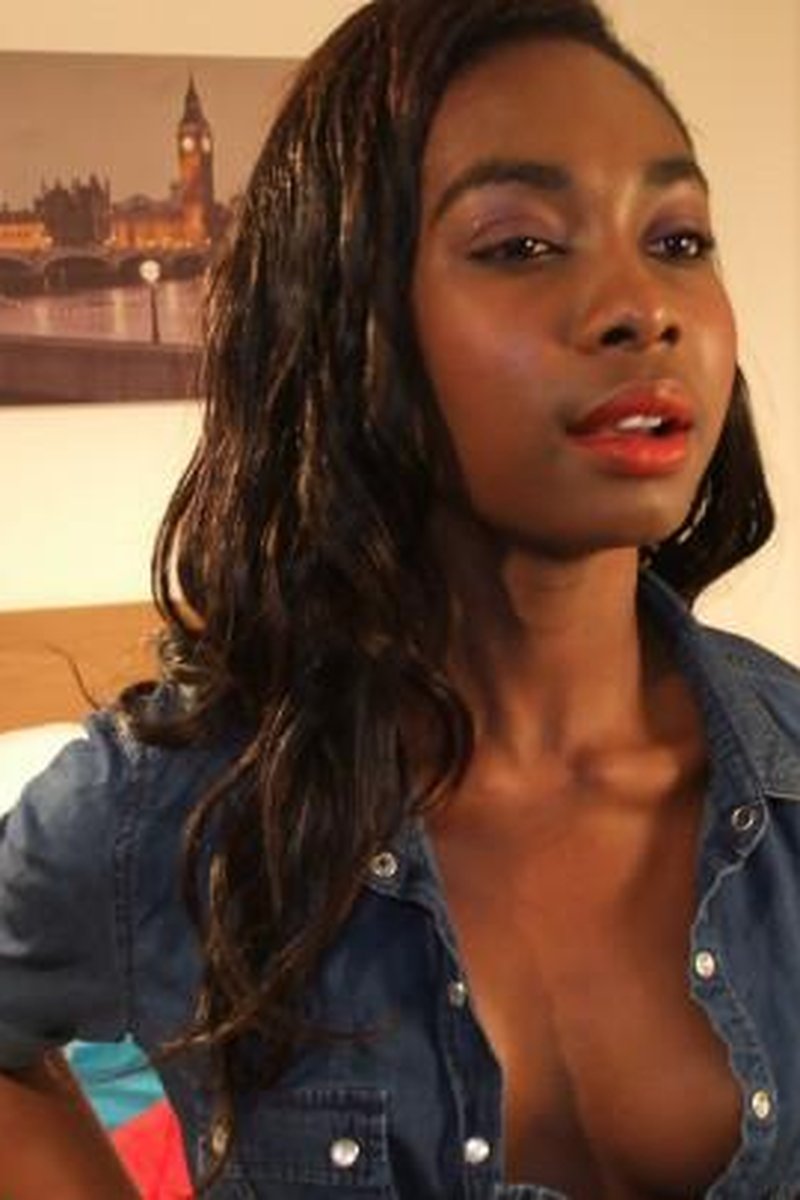 Beautiful Ebony Boobs - Screenshot 1 of 4 - Black