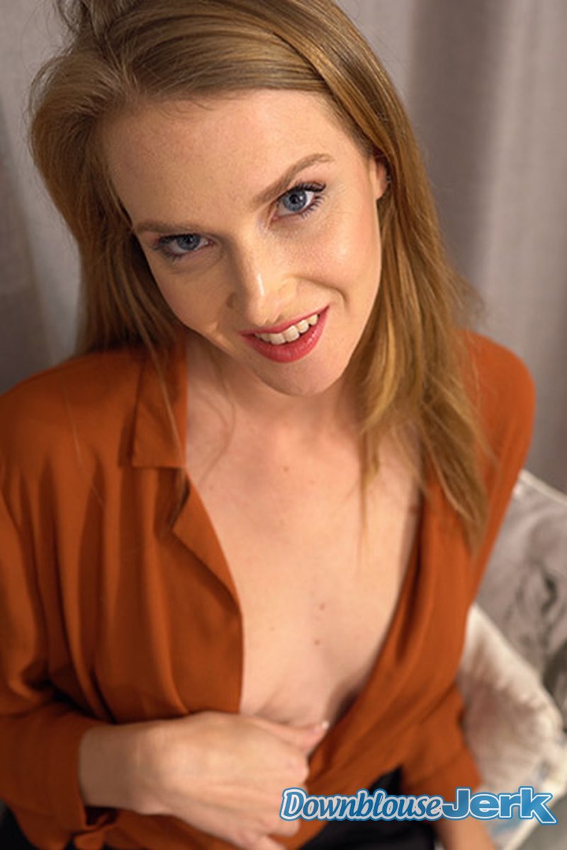 Your Reward - Screenshot 1 of 4 - Ashley Lane