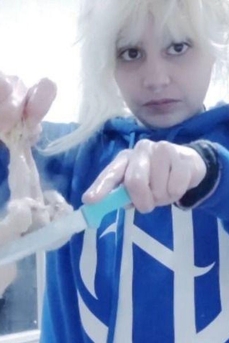 Cooking Chicken - Screenshot 1 of 4 - Cosplay