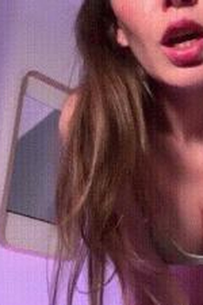 Plug Princess - Screenshot 1 of 4 - Anal