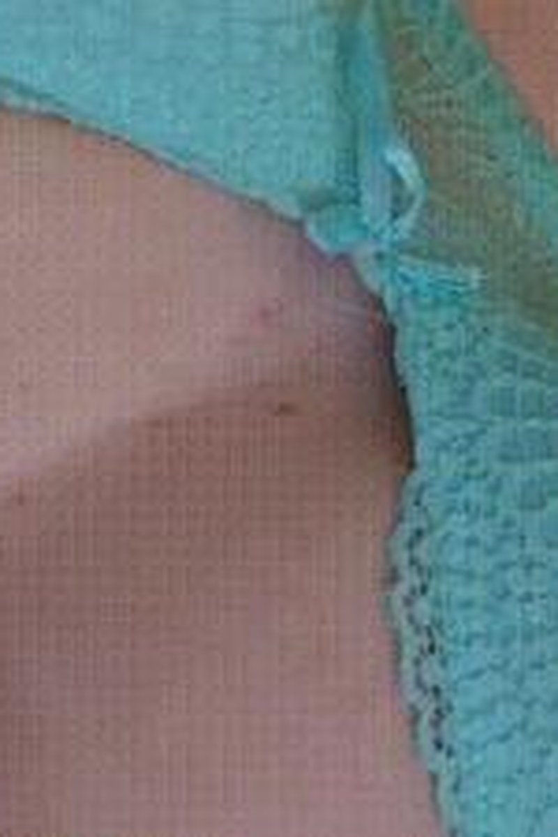 Boobs - Screenshot 1 of 4 - Medium Tits