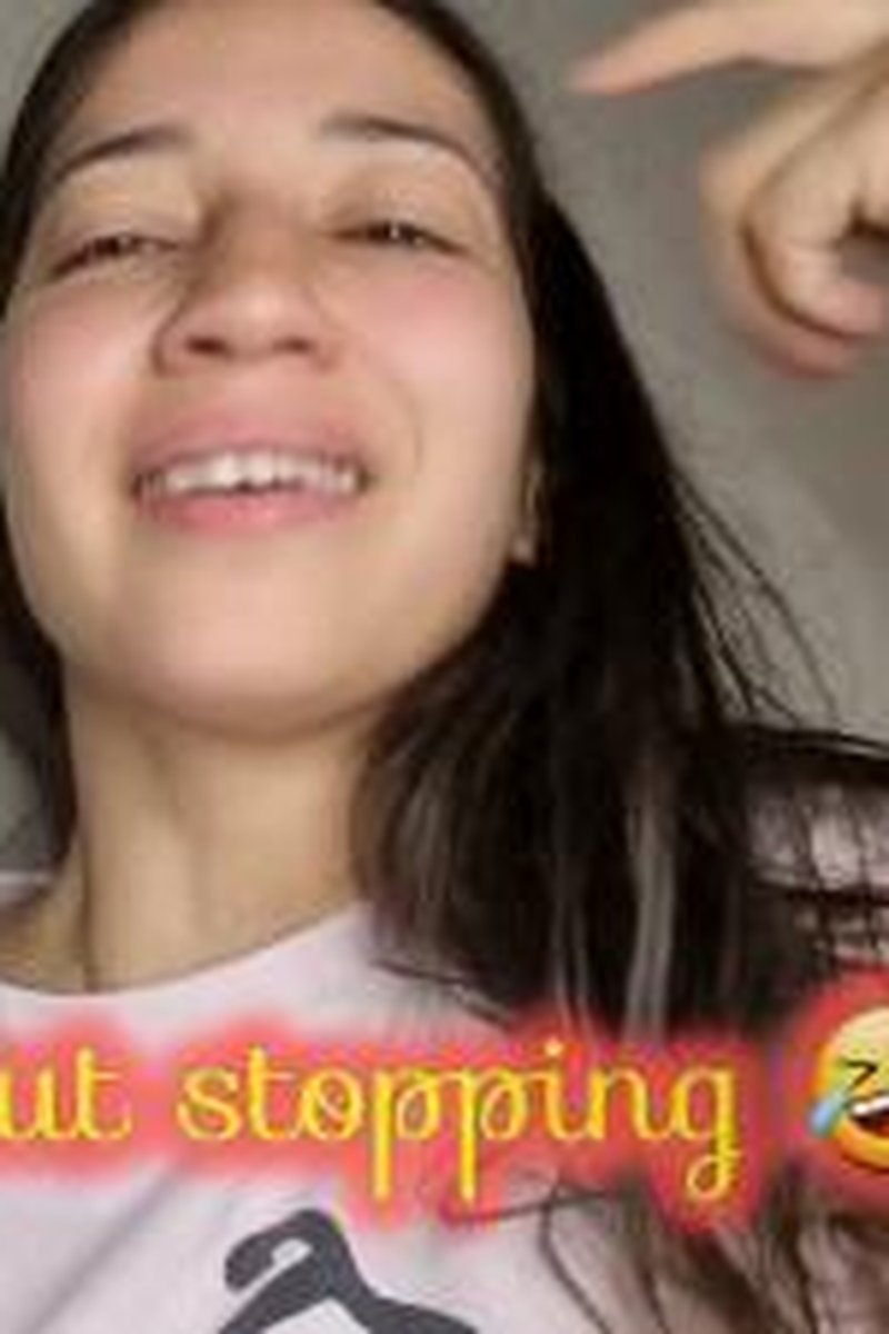 Laughter Until Coughing - Screenshot 1 of 4 - Coughing Fetish