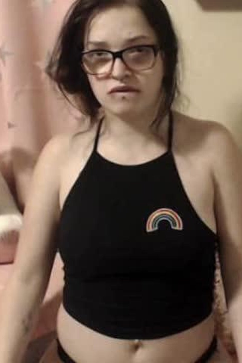 TP-manyvidslilshortcutie-bisexual-girl-gives-you-joi
