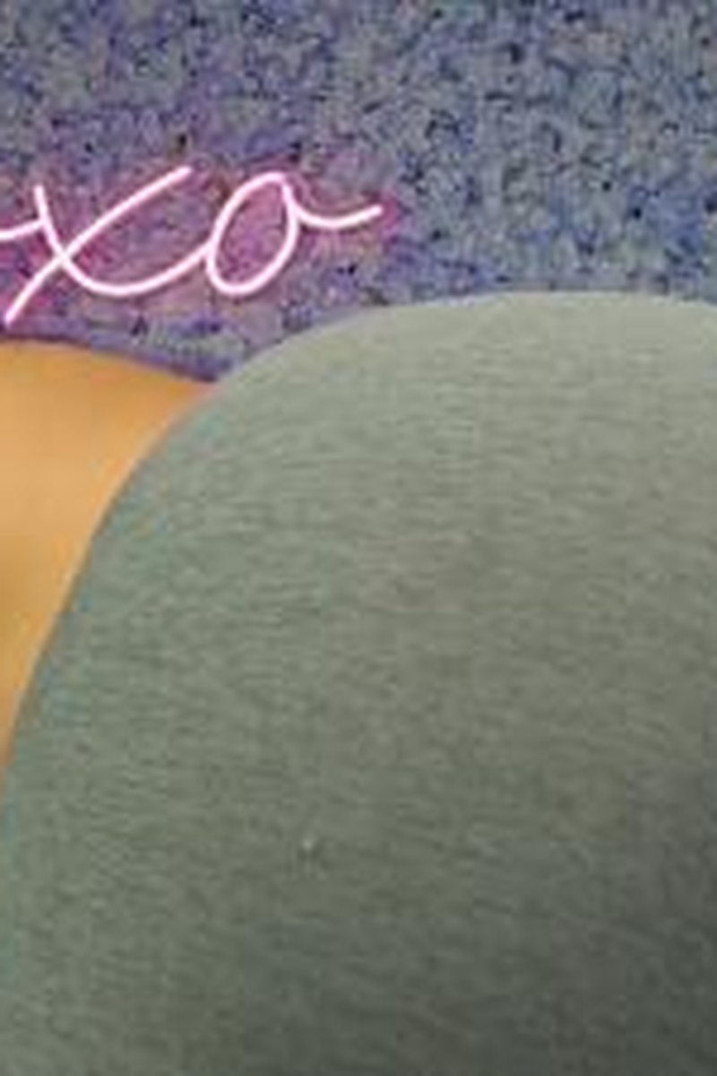 Ass Devotion - Screenshot 1 of 4 - Ass Fetish