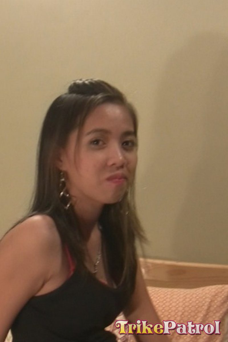 Grace - Screenshot 1 of 4 - Blowjob