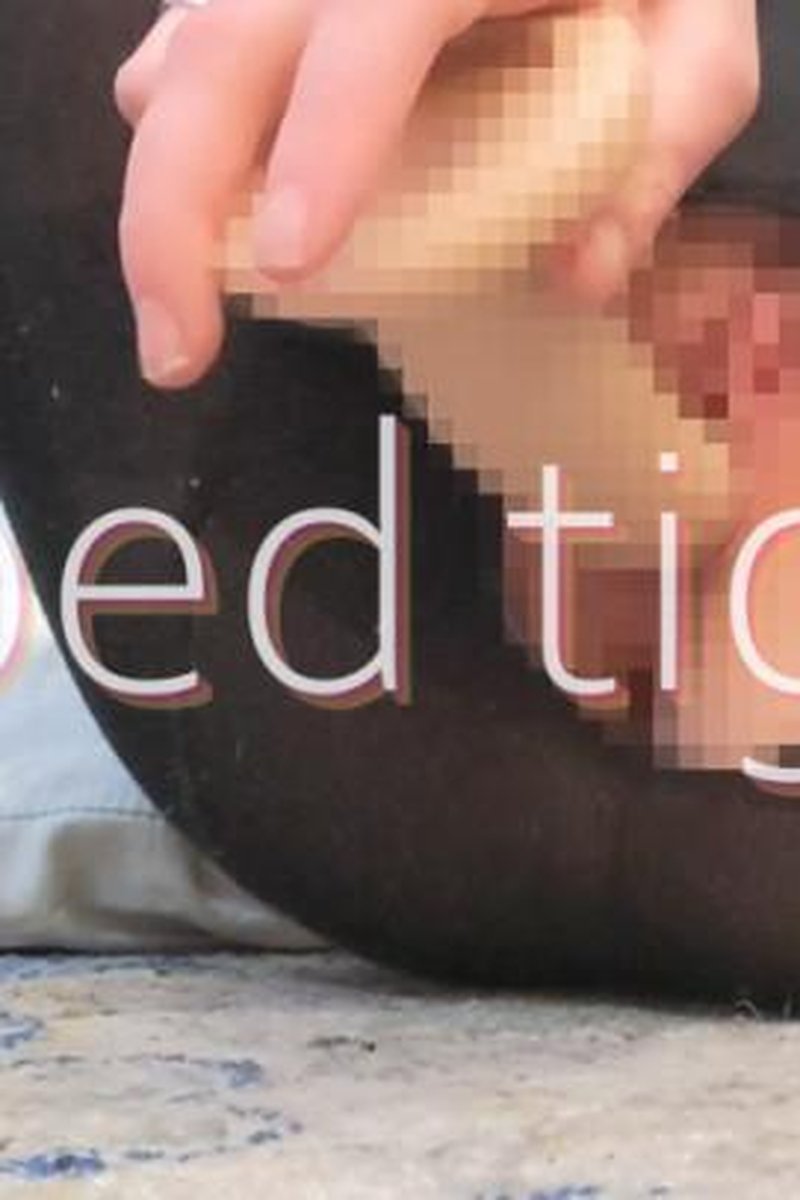 Ripped Tights - Screenshot 1 of 4 - Alternative Girl
