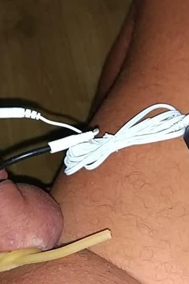 Estim - Screenshot 1 of 4 - BDSM