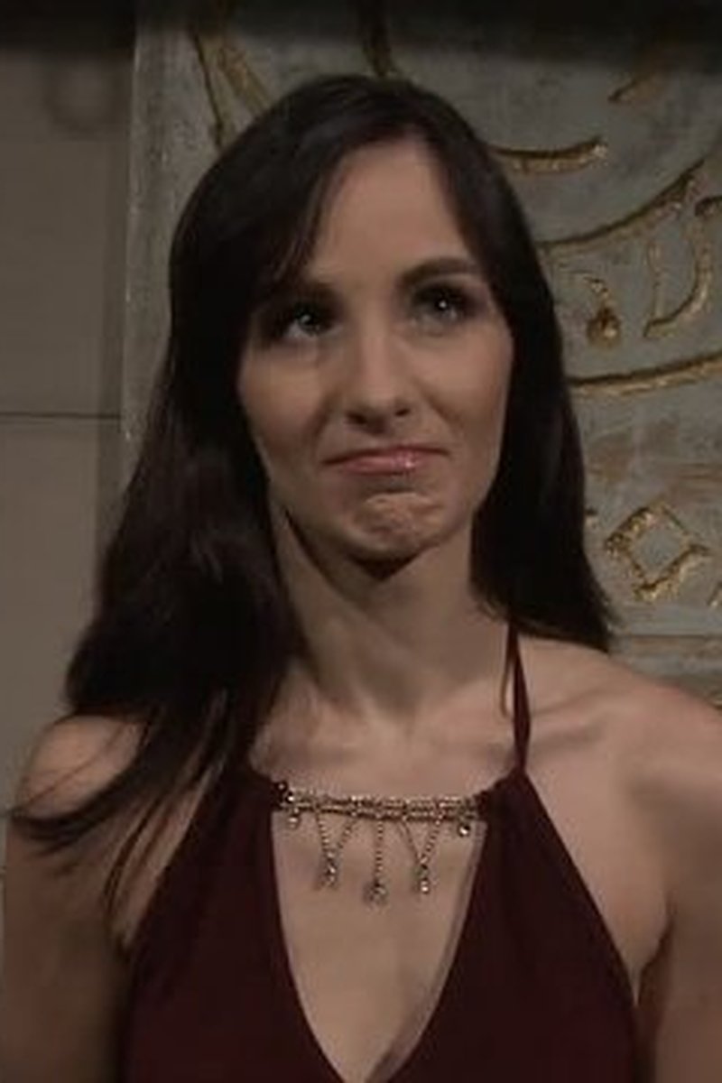 Left Hanging - Screenshot 1 of 4 - Brown Hair