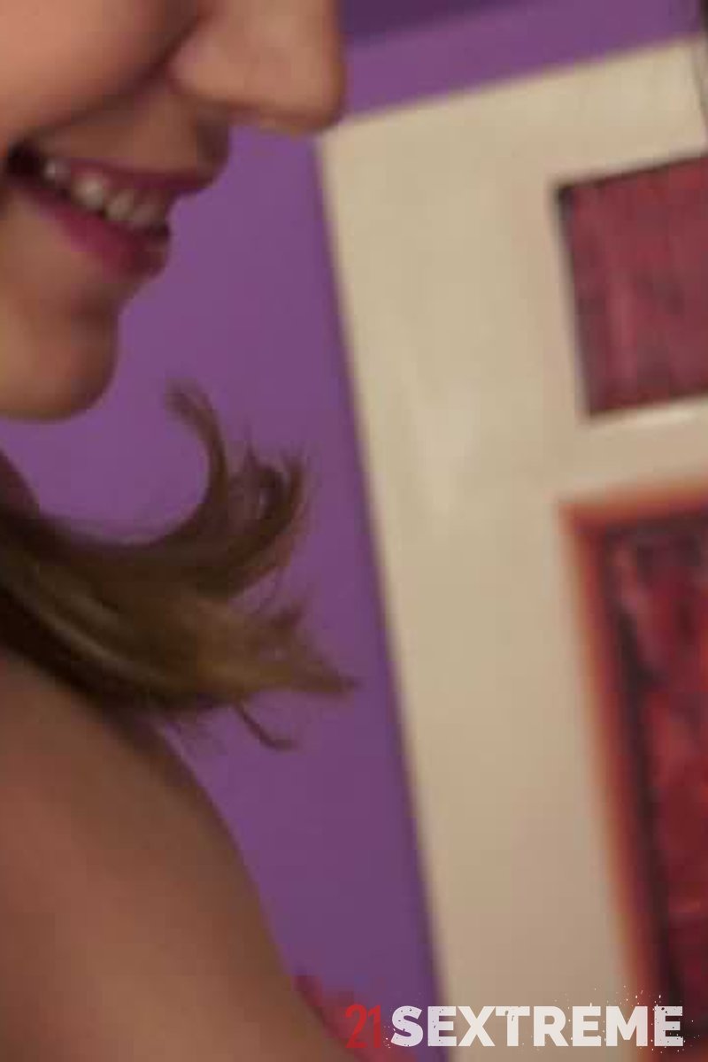 Teaching Savannah - Screenshot 1 of 4 - Babes