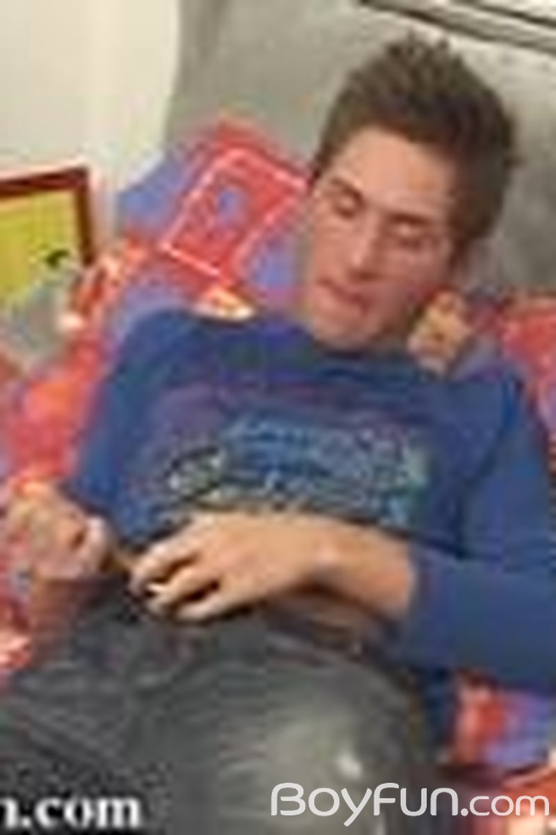 Mikey - Screenshot 1 of 4 - Gay