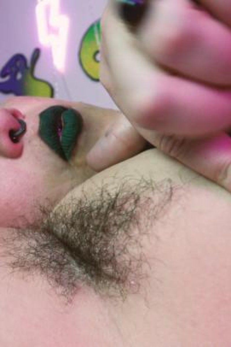 Armpit Pet - Screenshot 1 of 4 - Armpit Fetish