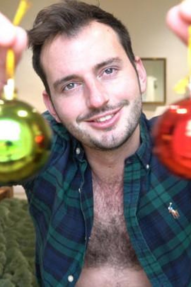 Red / Green Baubles - Xmas Inhale - Screenshot 1 of 4 - BDSM