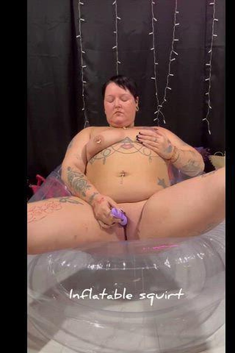 Inflatable Squirt - Screenshot 1 of 4 - Polebabi