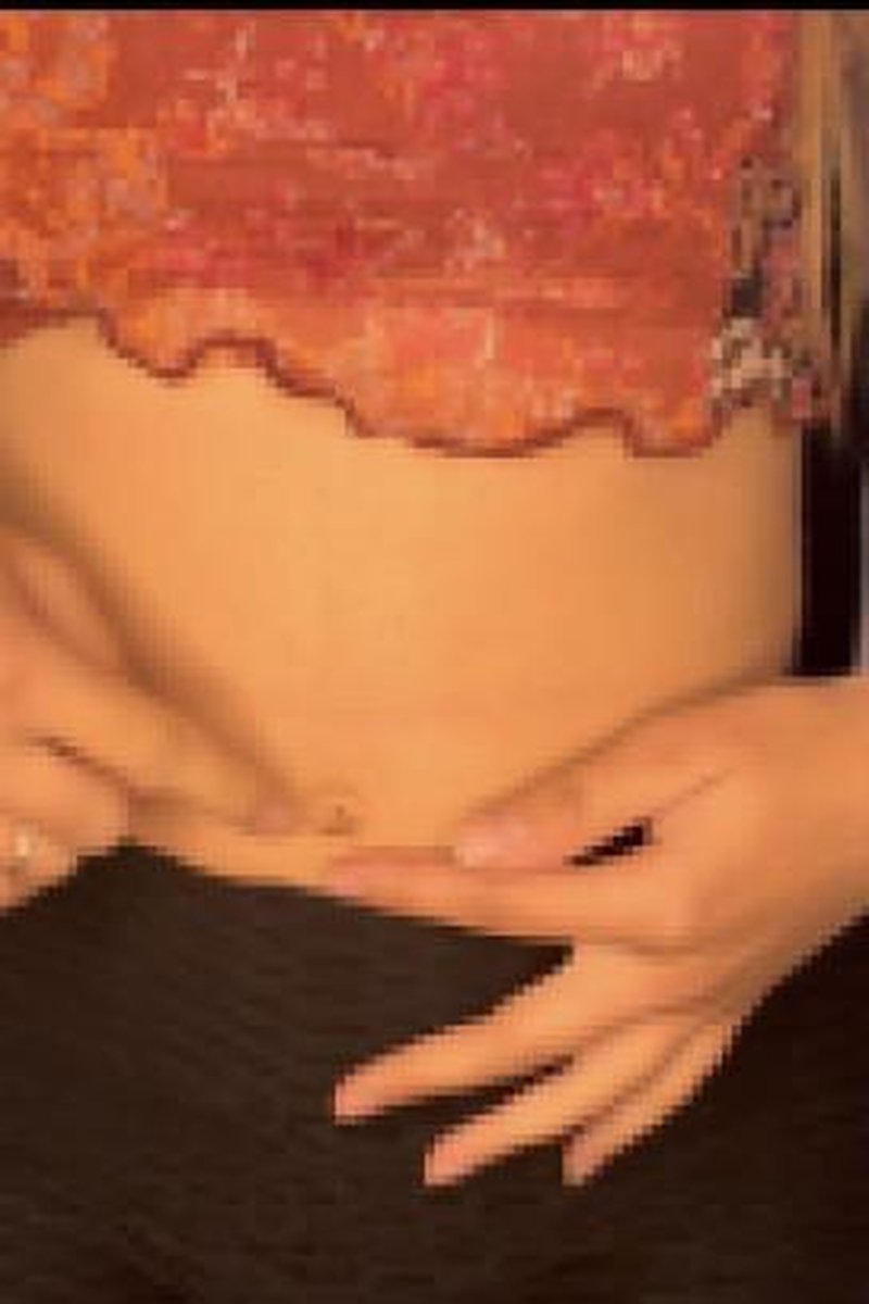 Cheerio Belly Button - Screenshot 1 of 4 - Belly Fetish