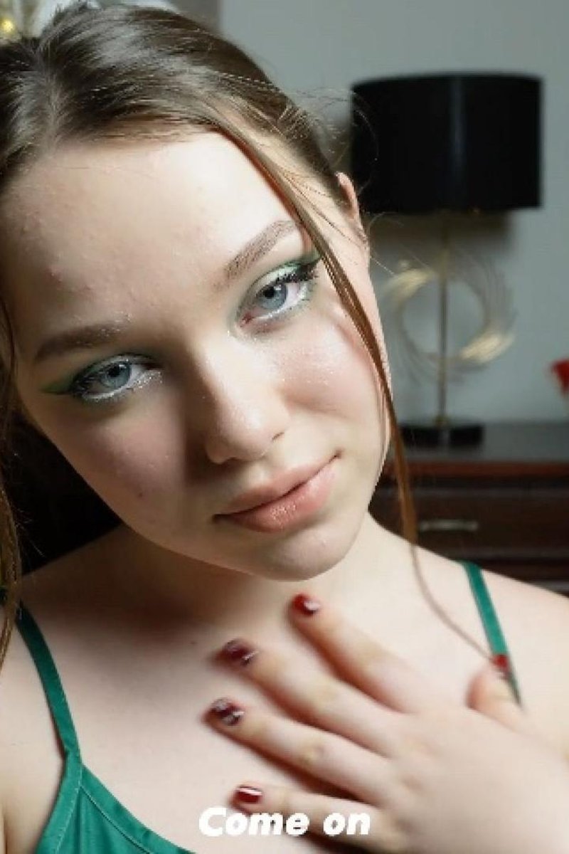 Soft Joy - Screenshot 1 of 4 - Big Tits
