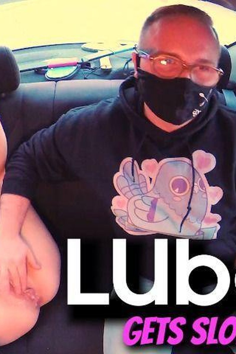 Uber Driver Threesome - Screenshot 1 of 4 - Blonde Hair (Female)