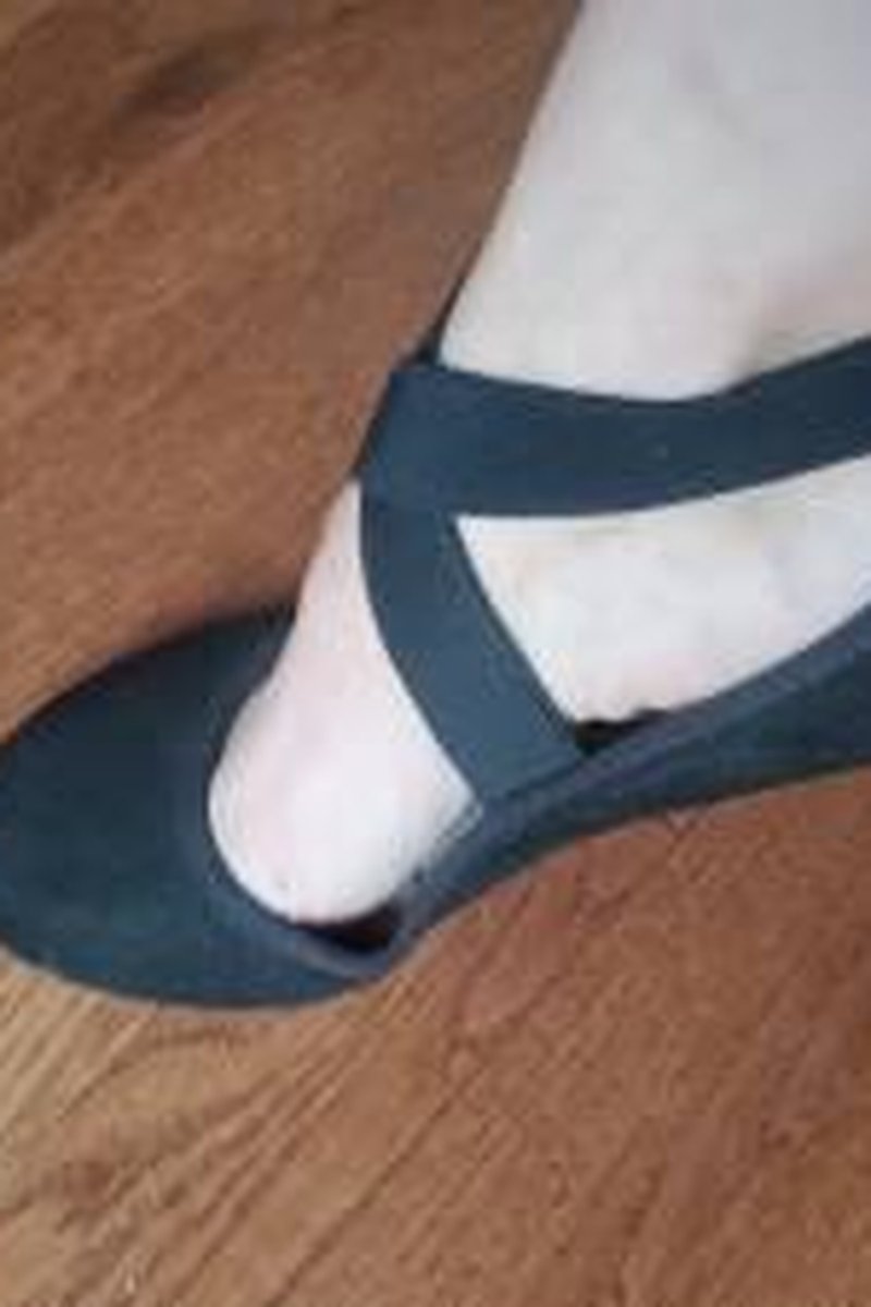 Ballet Flats - Screenshot 1 of 4 - Ballet Fetish