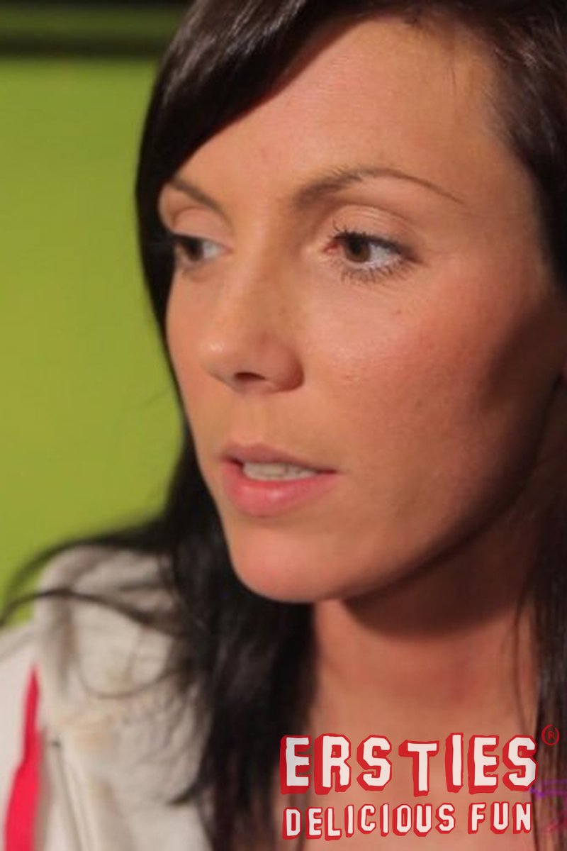 Interview with Celine - Screenshot 1 of 4 - Brown Hair