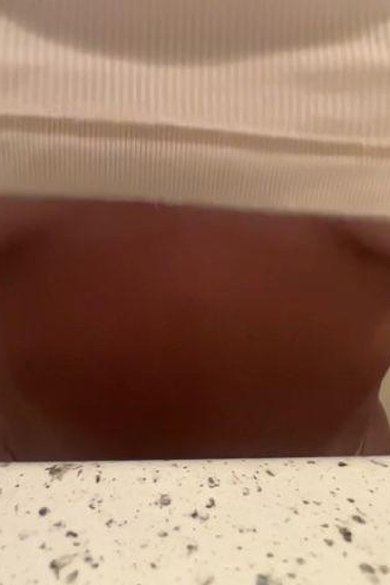 Bouncing Tits Slow Mo - Screenshot 1 of 4 - Big Tits
