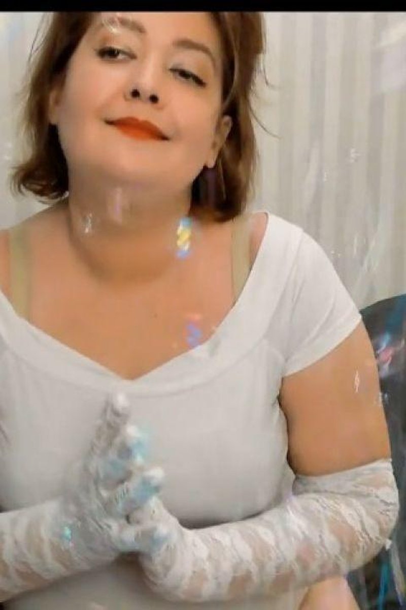 Nipples Play - Screenshot 1 of 4 - Big Tits
