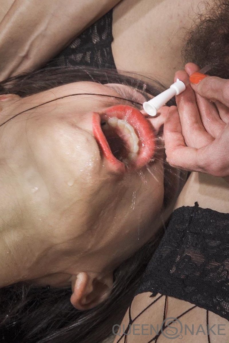 Php - Tanita - Screenshot 1 of 4 - Femdom