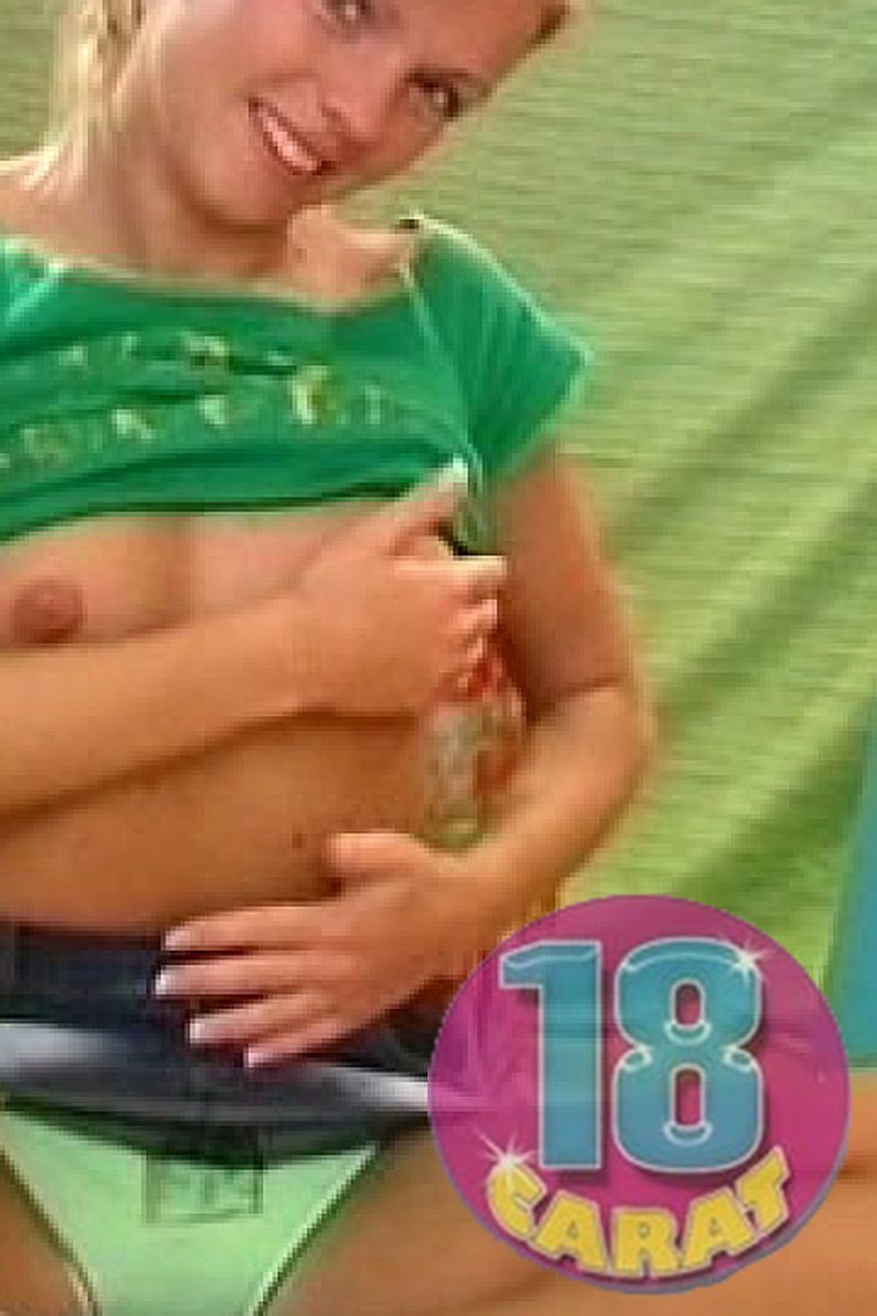 Pretty Pink Cunt - Screenshot 1 of 4 - Masturbation
