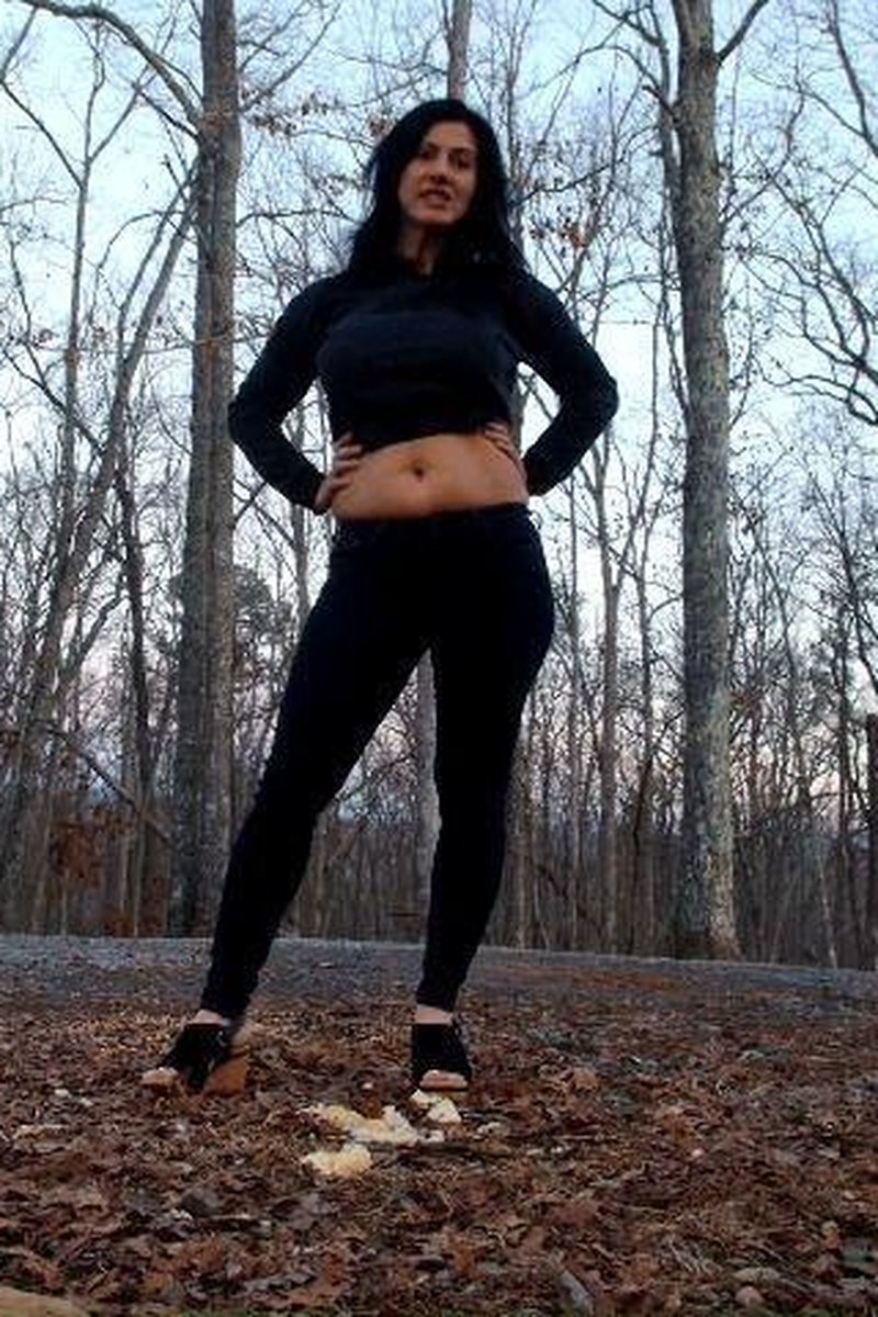Mean Stomping Teacher - Screenshot 1 of 4 - Belly Fetish